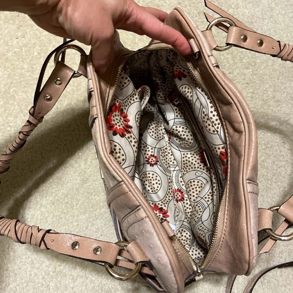 Guess satchel - Picture 4 of 9